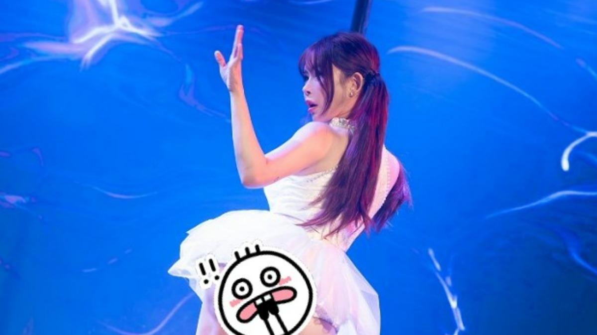 太誘惑!女星辣跳鋼管「屁股蛋看光」 下秒脫掉白色紗裙全網暴動