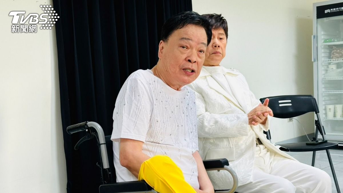 阿吉仔出事了!後腦杓重摔地板緊急送醫 嘆:沒辦法休息