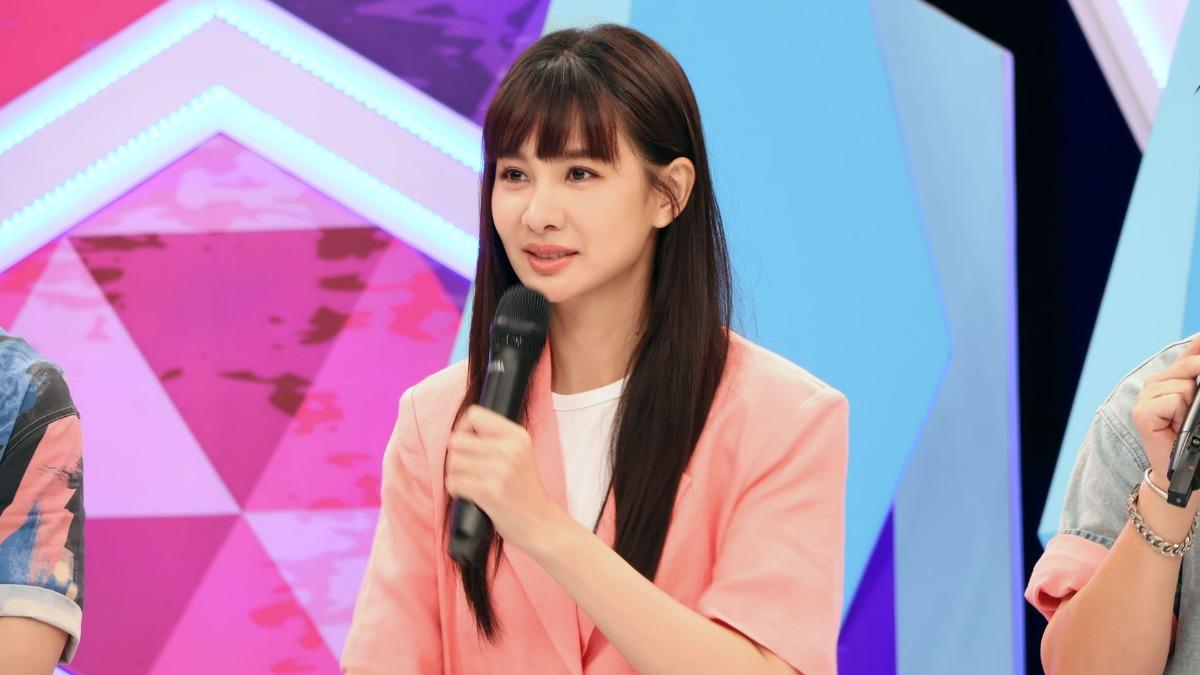 點餛飩湯「不要餛飩」!安心亞免費喝到飽 啦啦隊女神省錢只吃豆腐