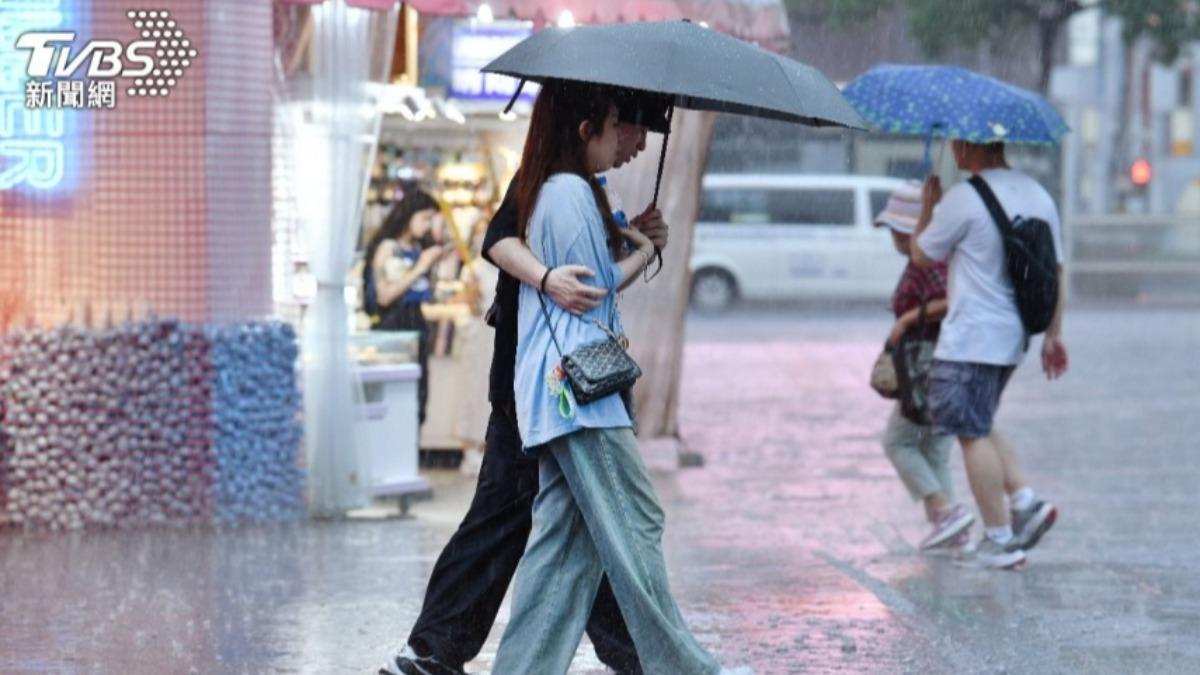 天氣/颱風「雲雀」直奔這!低壓+西南風增強 雨彈最猛時間曝