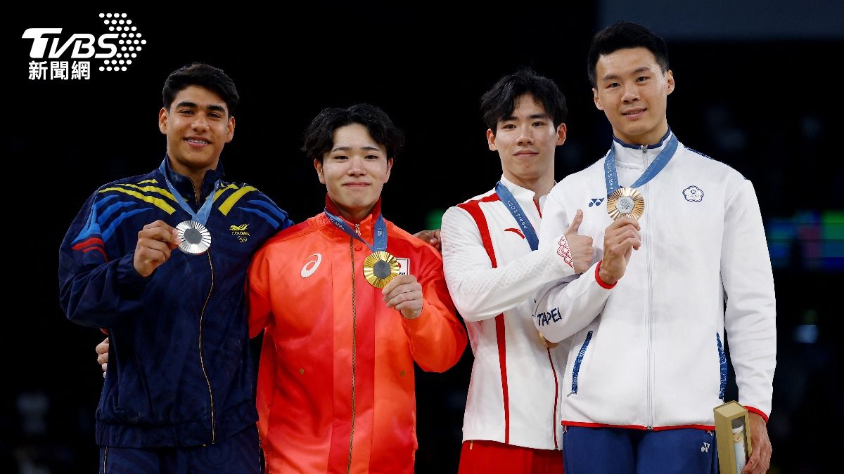 唐嘉鴻最終是與中國選手張博恆並列第3、拿下巴黎奧運男子單槓銅牌。（圖／達志影像路透社）