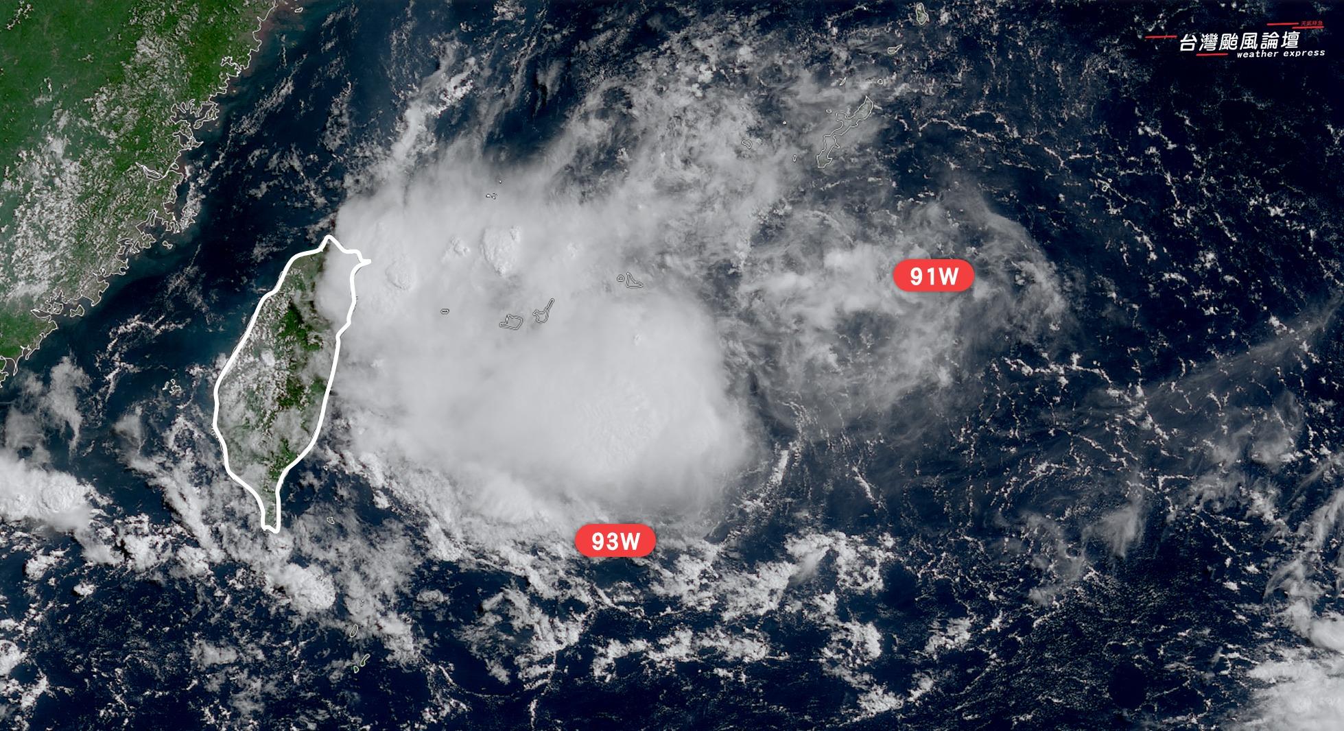 目前海面上有2個熱帶擾動。（圖／翻攝自台灣颱風論壇｜天氣特急臉書）
