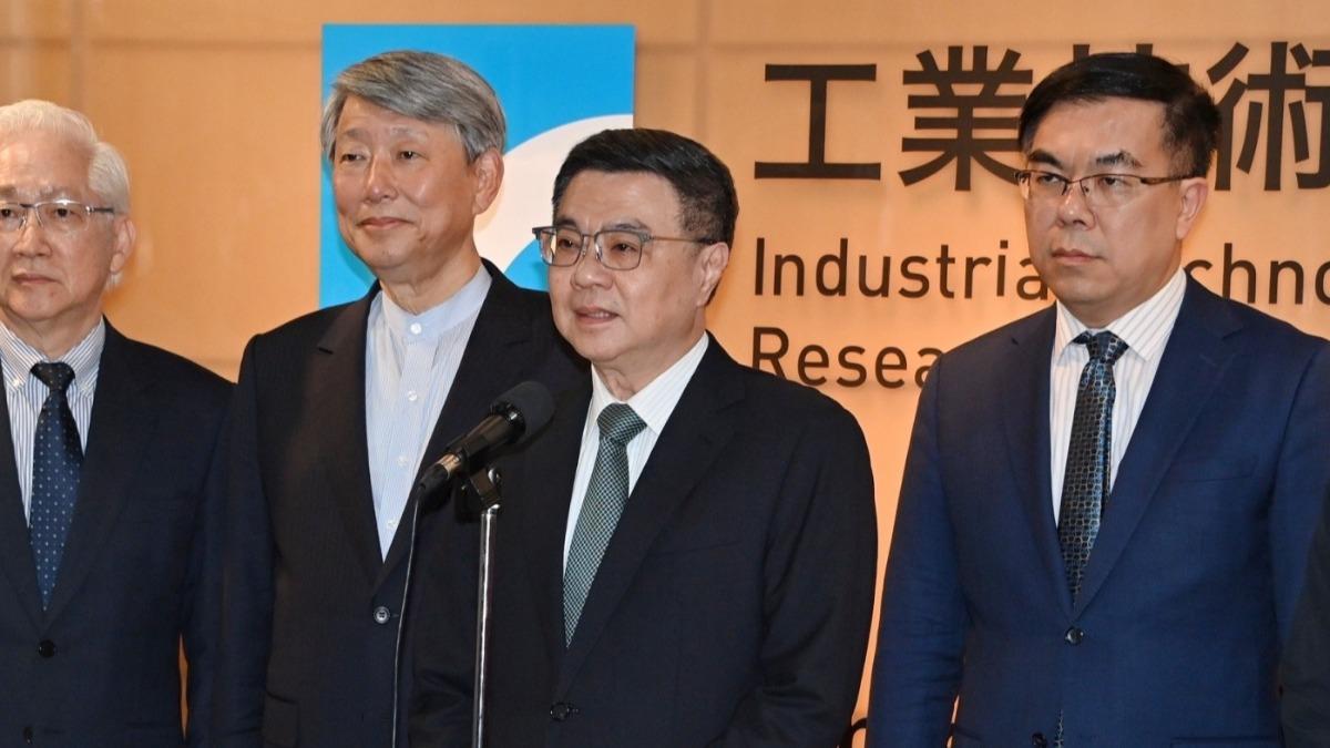 藍委稱麟洋是「中國人的驕傲」 卓揆:國人別被「小逆流」影響喜悅