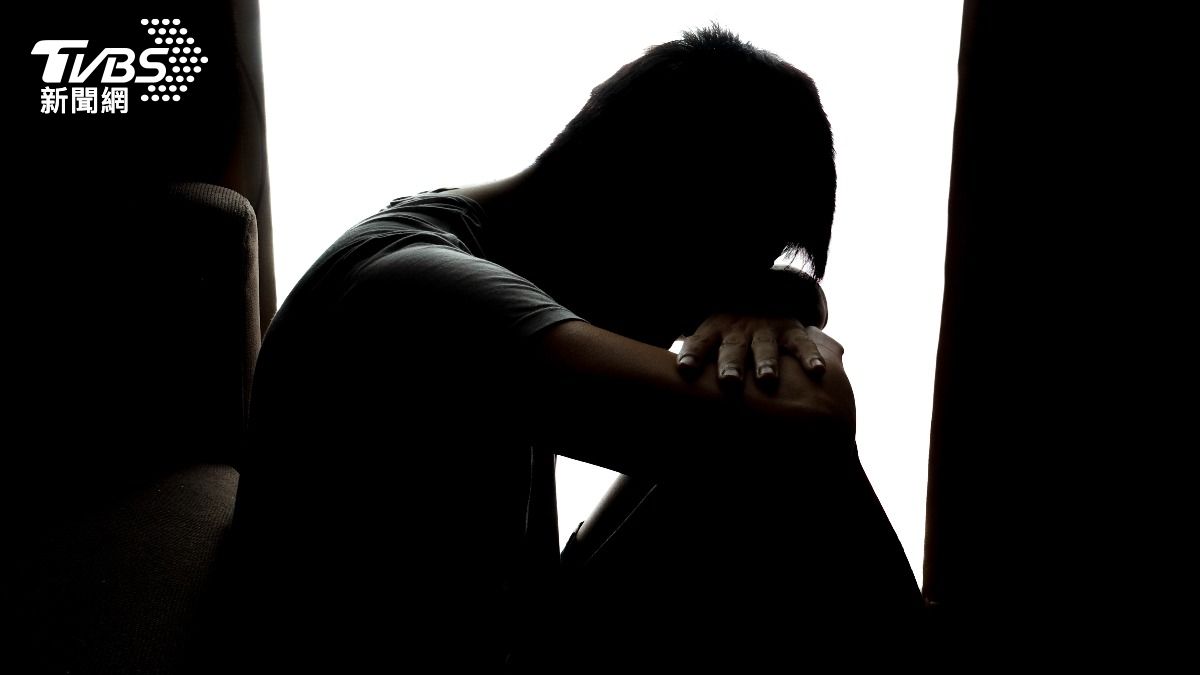 夜襲12歲兒子房!護理師媽媽「摳他肛門」逼聞味 重判8年