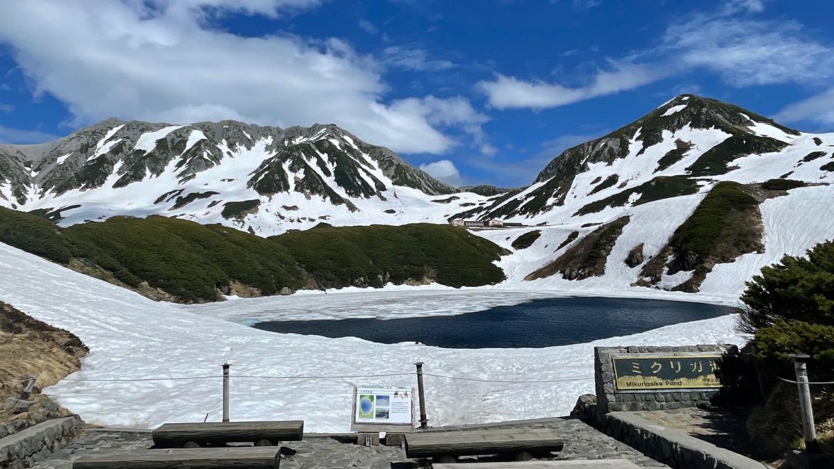 立山黑部阿爾卑斯山線。(圖/翻攝自 FB Japan Alps Tateyama Kurobe Alpine Route)