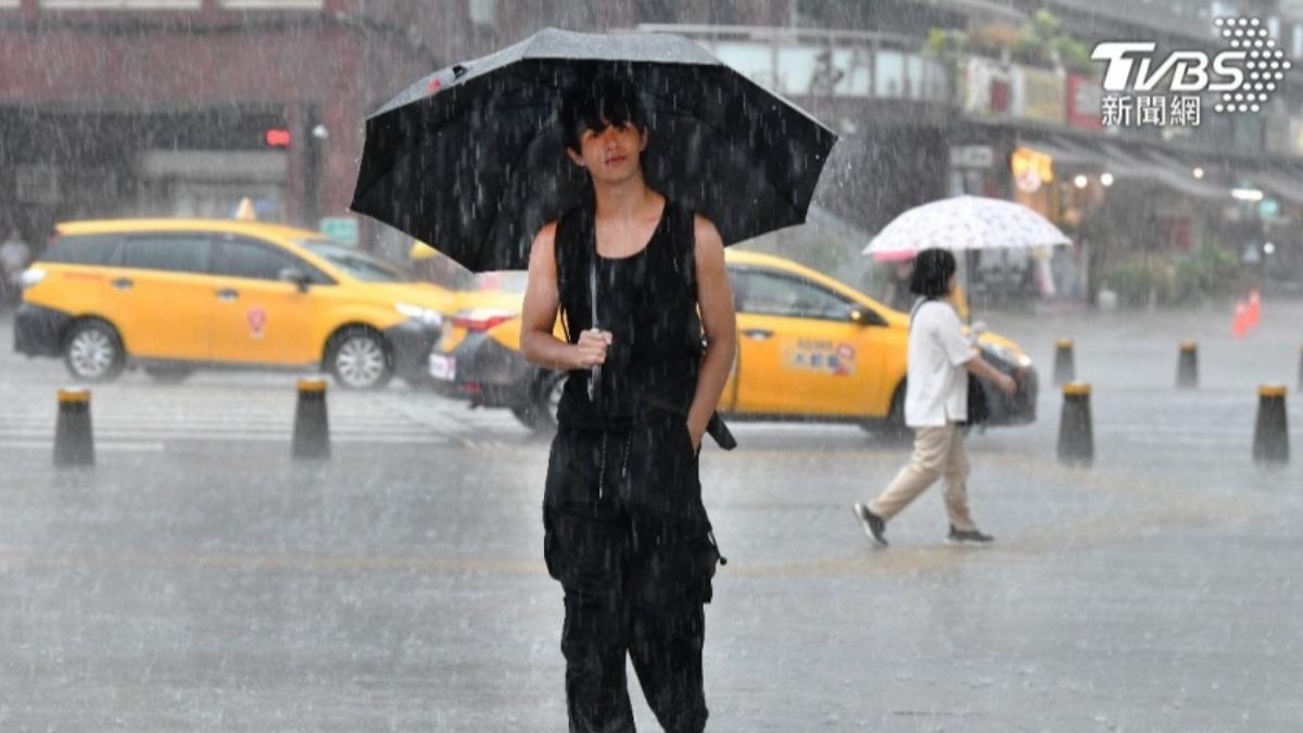 天氣/國家警報響了!北北桃「16縣市大雨特報」 下到晚上