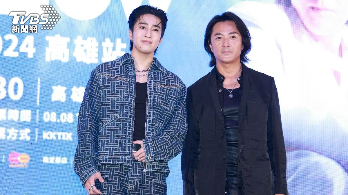 婁峻碩(左)預告屆時一定會到高雄力挺鄭伊健演唱會。(圖/黃城碩攝)