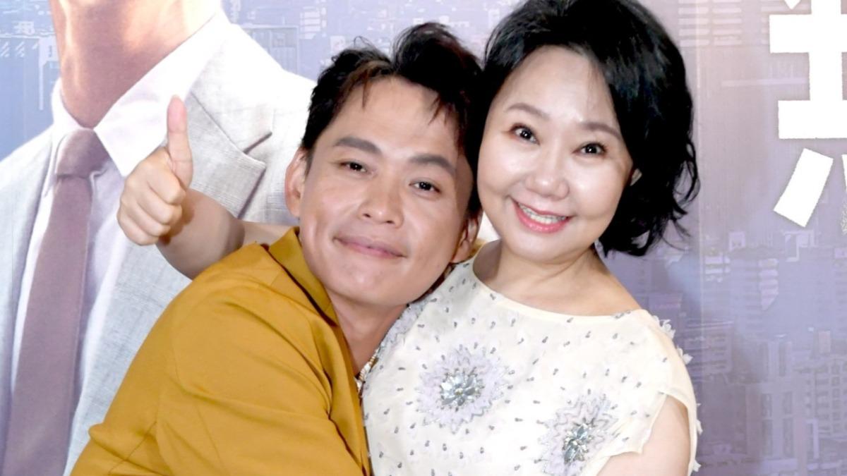黃鐙輝錄影「20位妹同場」 老婆抓包載Showgirl氣炸