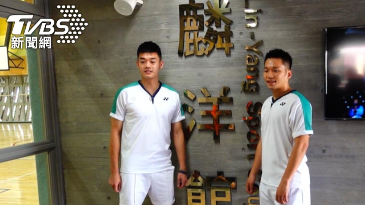 巴黎奧運／李洋、王齊麟國中畢業照曝！　網看14字題詞：神預言