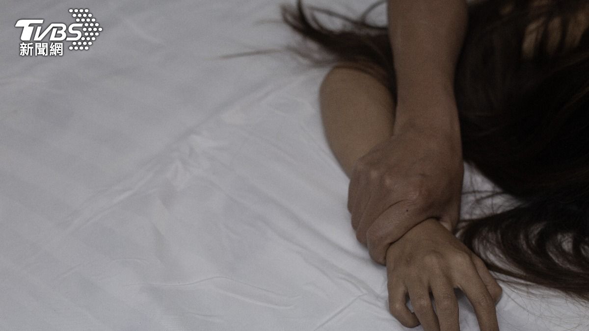 約汽車旅館看影片!台中男遭14歲女控硬上 「2原因」判無罪