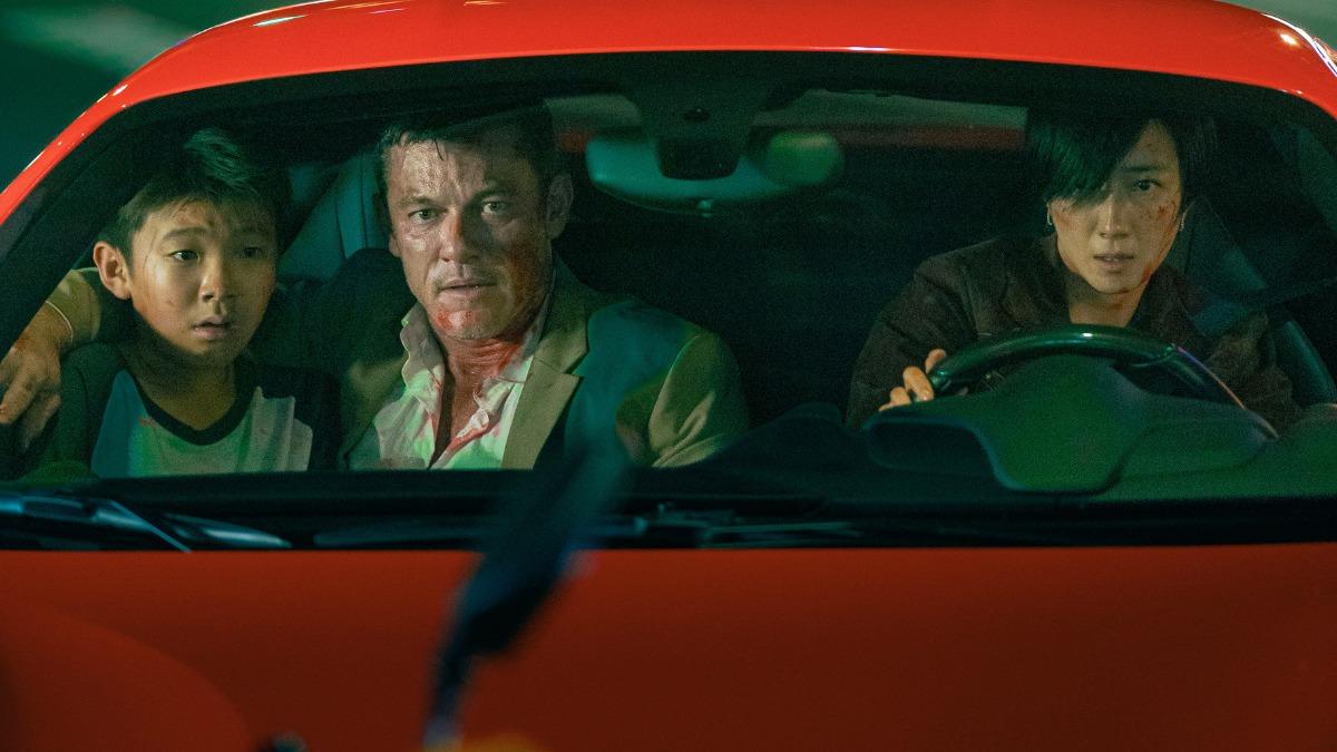 桂綸鎂、路克伊凡斯與童星楊明偉在本片中上演大逃亡。(圖/采昌提供)