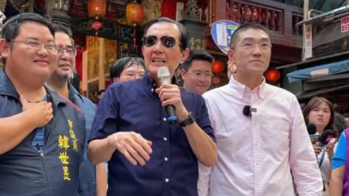 馬英九赴基隆力挺謝國樑。(圖/翻攝自謝國樑臉書直播)