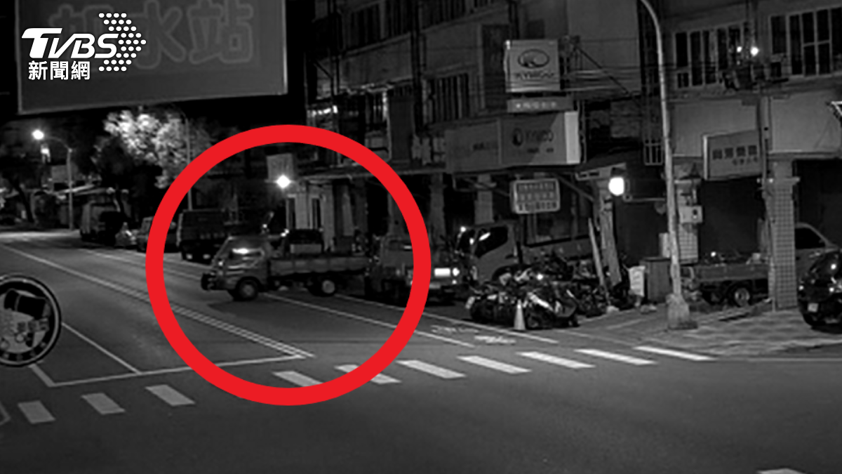 鬼門剛開秒遇靈異事件!花蓮無人貨車滑路中 鄰居:聽到發動聲