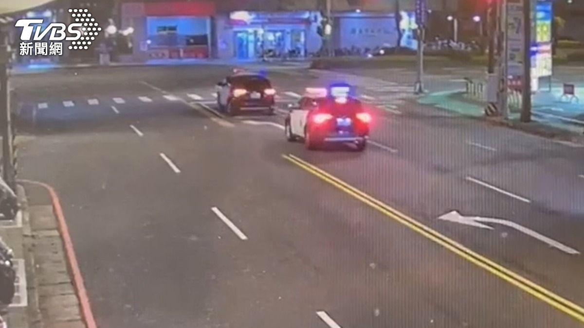 上班打瞌睡被投訴！保全爆氣拿撞球桿打住戶…恐丟飯碗還挨告