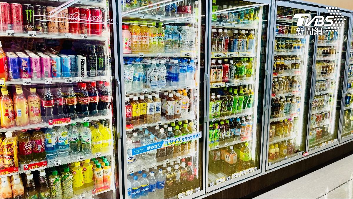 口渴也不要選!10大超商「含糖爆表飲料」 喝它會引私密處發炎