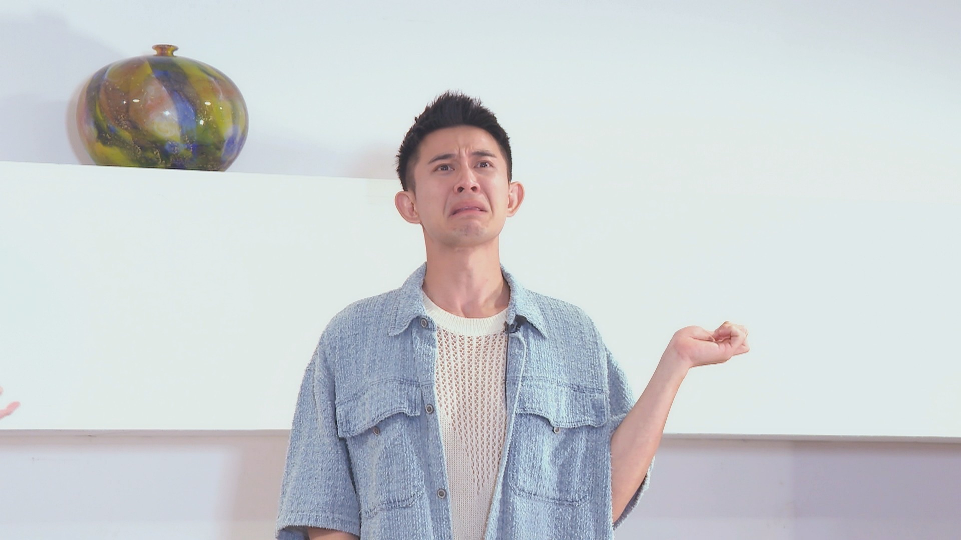 曾子益模仿功力一流。(圖/民視提供)