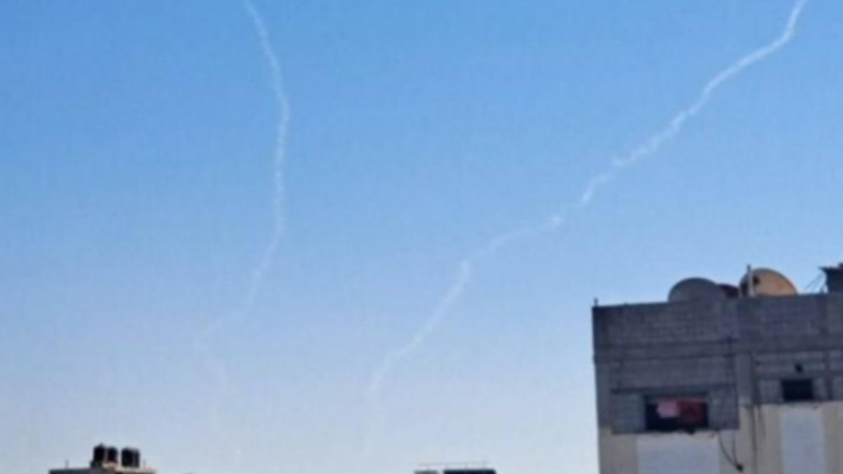 哈瑪斯襲以色列！特拉維夫「爆炸巨響」　天空現火箭彈軌跡