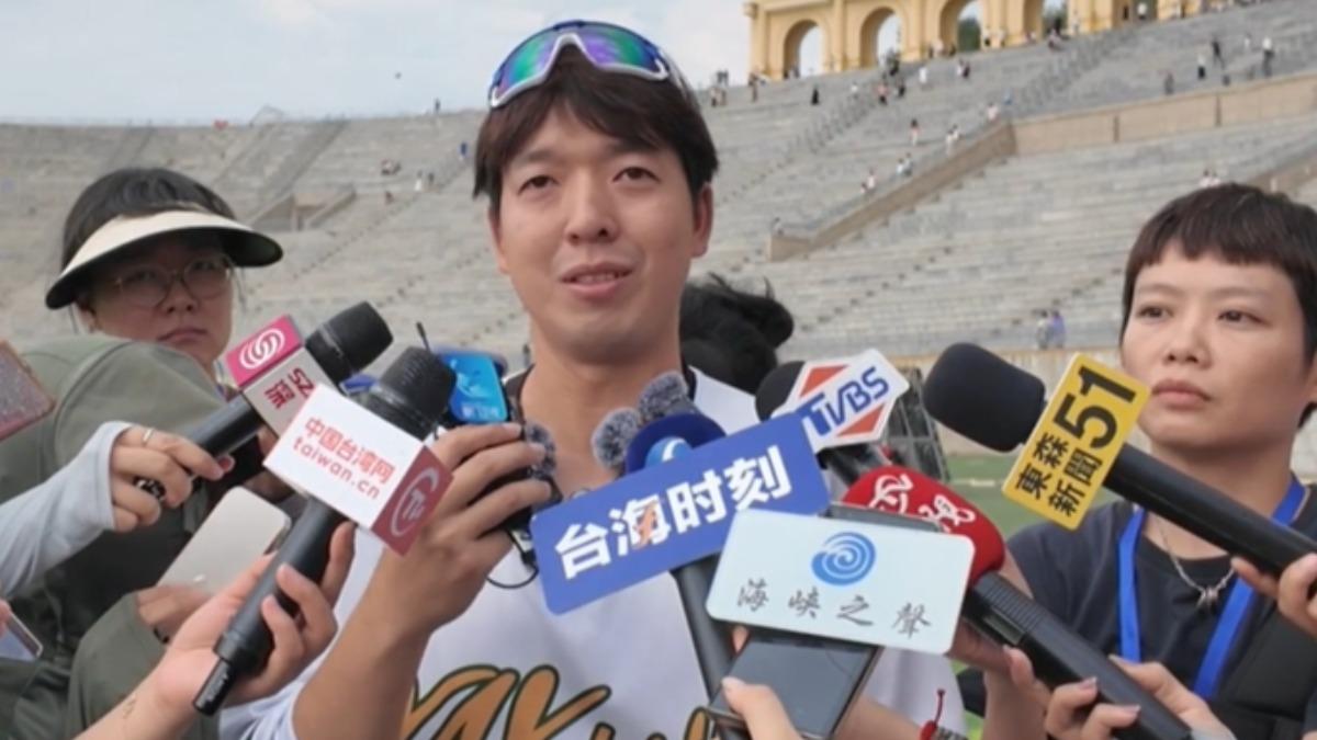 寧夏台青林智薰推廣棒壘球(記者陳旭毅拍攝)