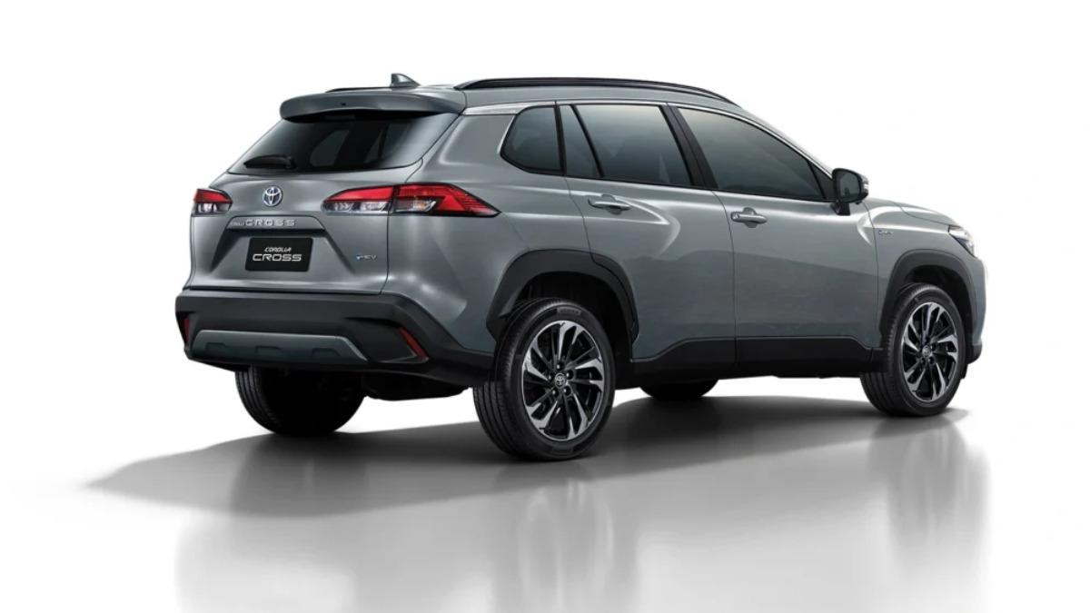 小改Corolla Cross雖然車尾變動不大,卻透過燈組設計更新營造新鮮感。(圖/Toyota提供)