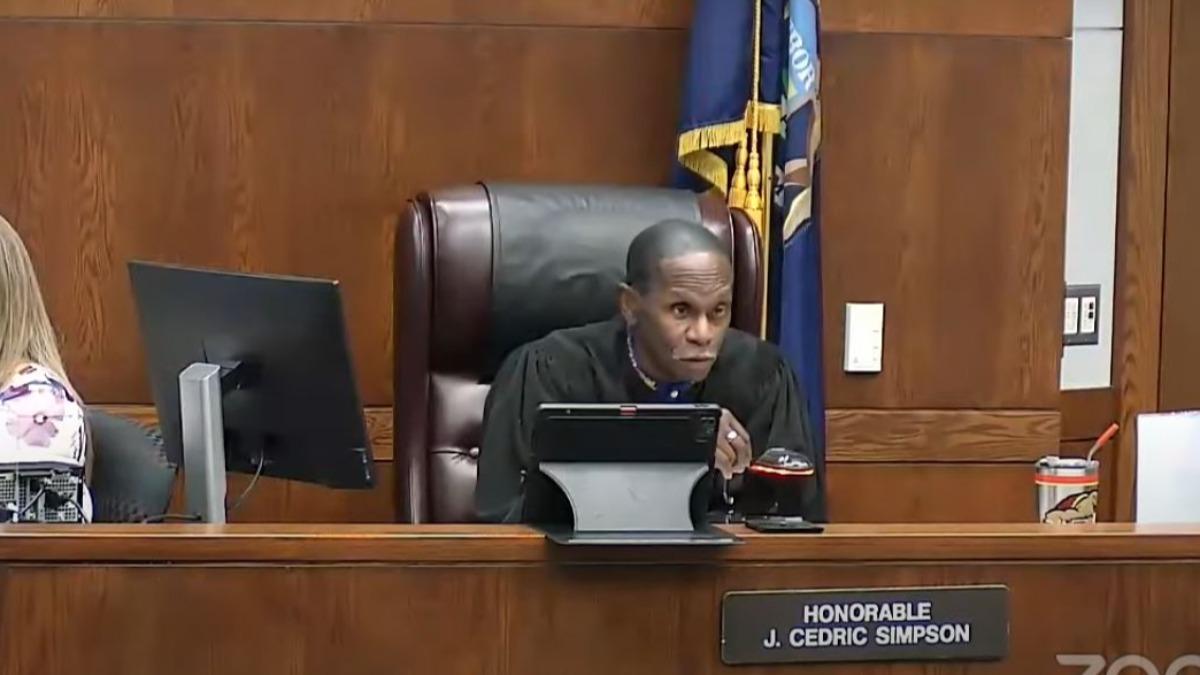 圖/翻攝自 YouTube Hon J Cedric Simpson Live Feed