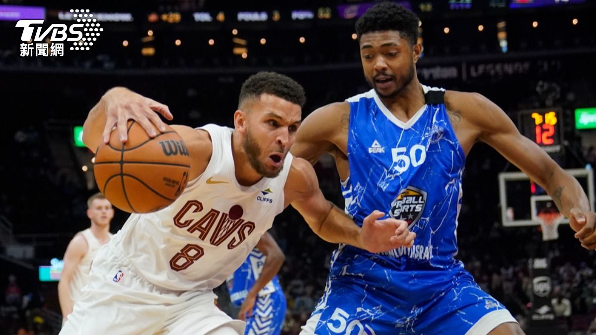 卡博克洛去年隨隊於NBA季前熱身賽與騎士交手。(圖/達志影像美聯社)