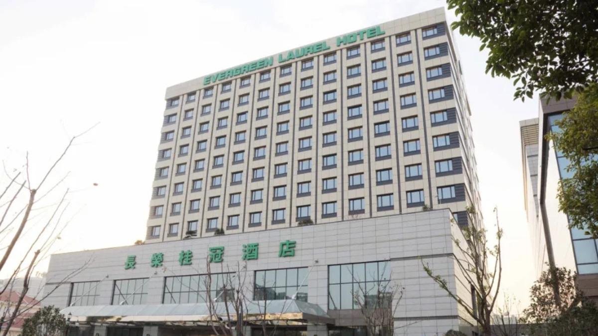 拒掛五星旗!小粉紅出征 長榮桂冠酒店「公開道歉」了