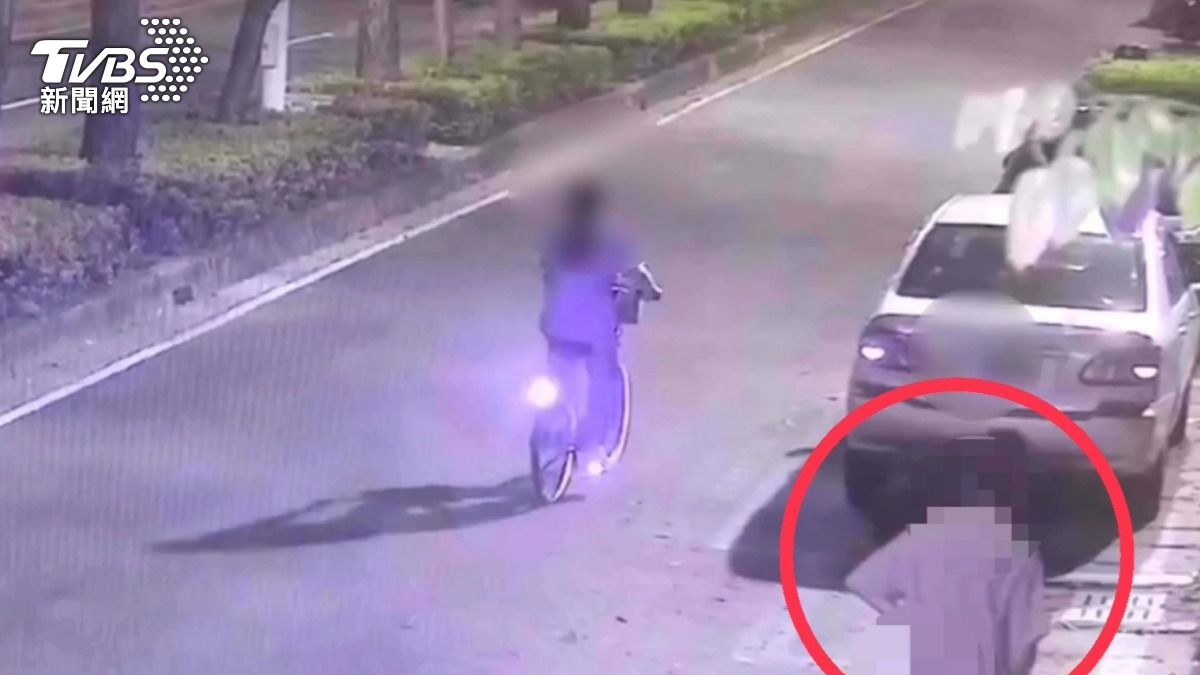 高雄單車妹深夜回家　驚見路旁男子興奮「握鳥抽動」嚇慘了