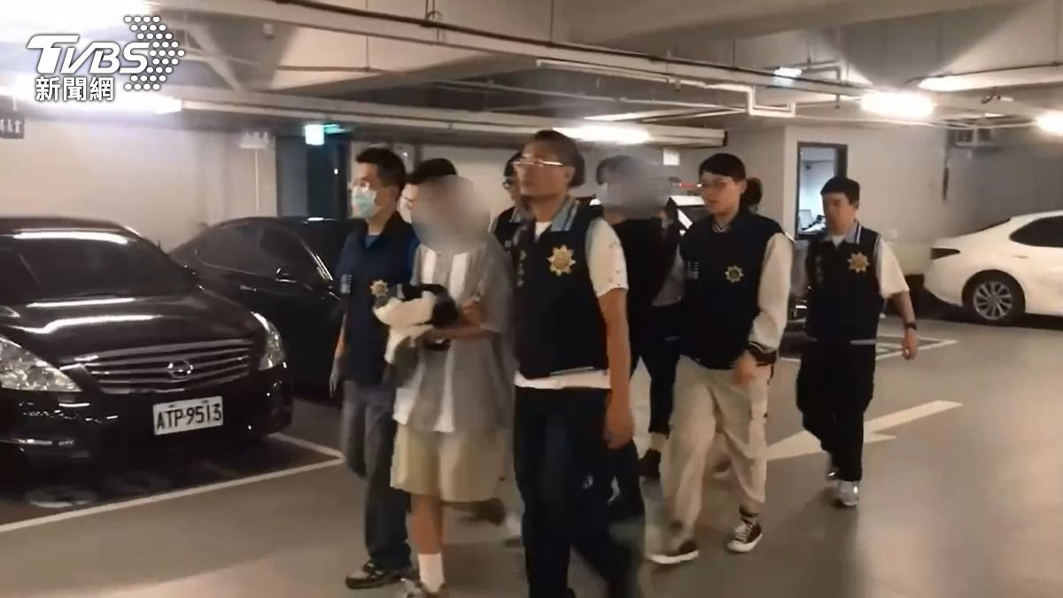 警方將運毒集團成員移送法辦。(圖/TVBS)