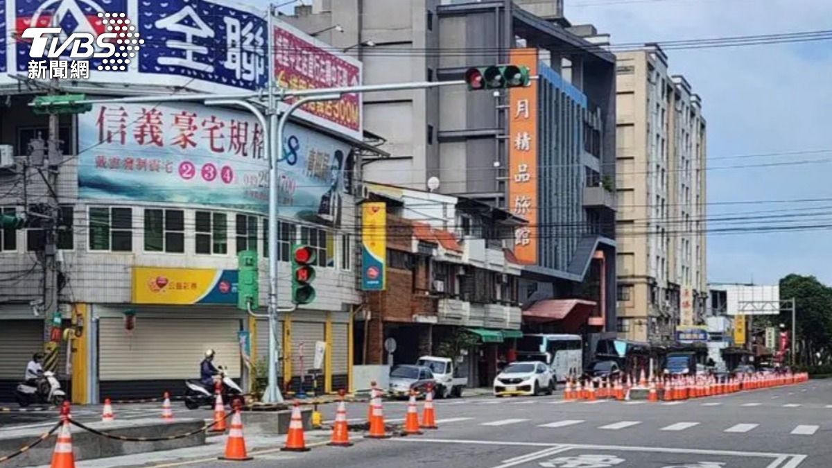 改善路口交通瓶頸 南投埔里信義路分隔島縮水了