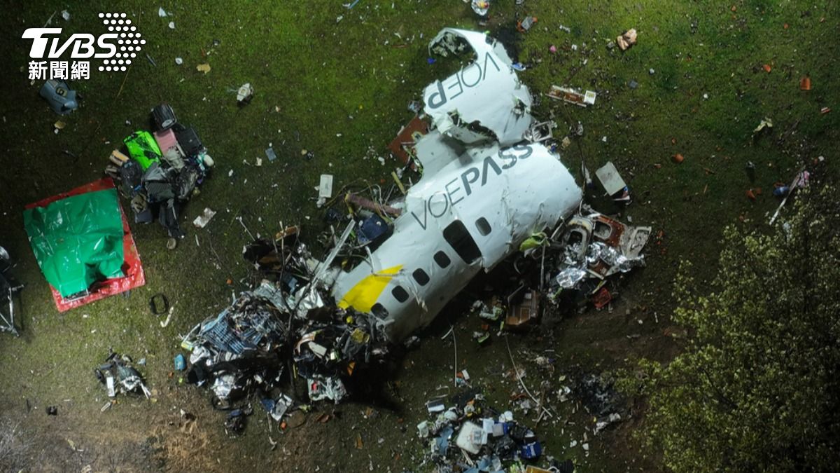 巴西墜機釀62死找到黑盒子 外媒:副駕問發生啥事?墜地前艙內爆尖叫