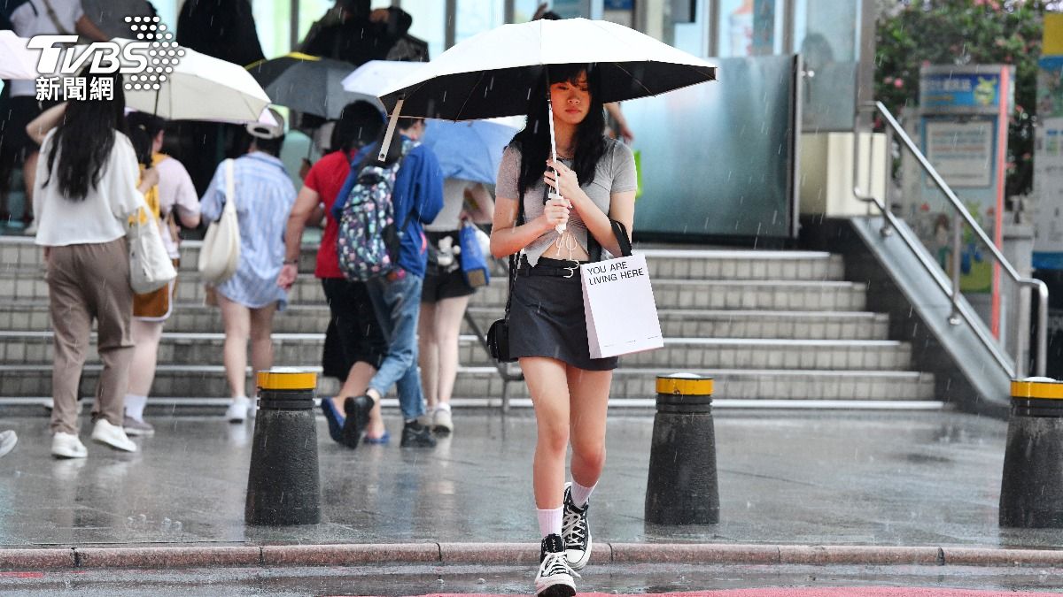 天氣/雨彈來了!氣象署發布北北基19縣市大雨特報 下到入夜