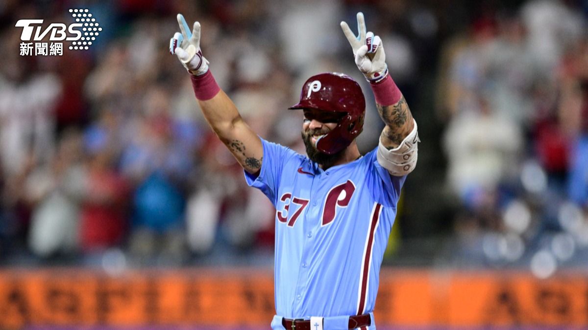 MLB/費城人「大齡新秀」完全打擊!單季3菜鳥達陣 寫下大聯盟之最