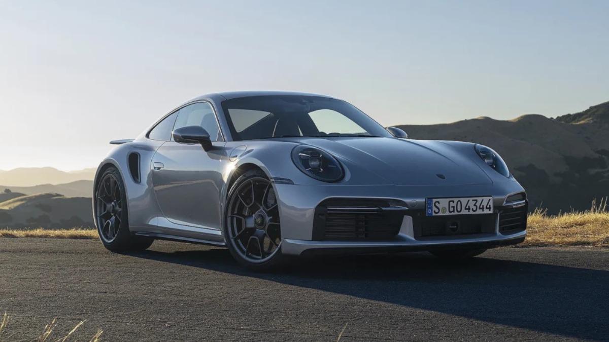 911 Turbo 50 Years的限量額度即是911 Turbo誕生年份。(圖/Porsche)