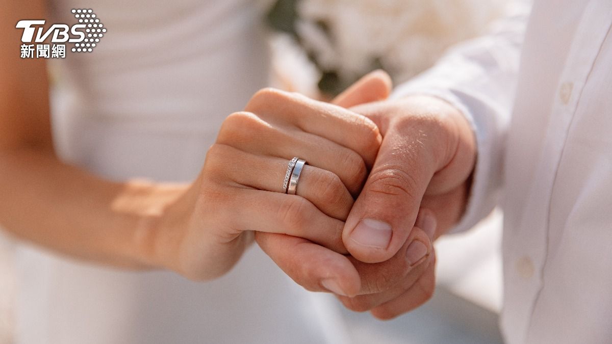 夫妻神默契！4組星座「婚姻完美合拍」　巨蟹雙魚好甜蜜