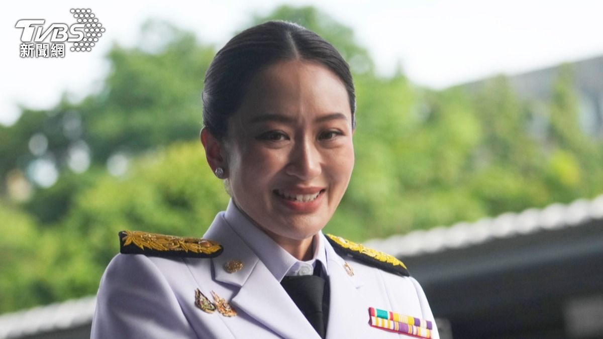 37歲貝東丹正式獲泰王批准,成最年輕泰國總理。(圖/達志影像美聯社)