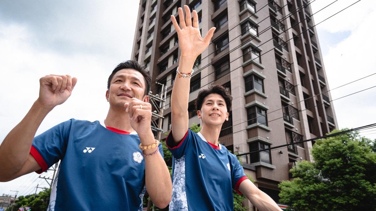 林郁婷參加芯北市鶯歌區公所舉辦的遊行。(圖/蘇巧慧辦公室提供)