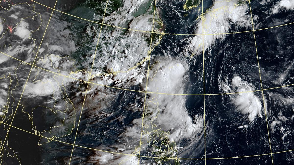 天氣／猛爆對流發威！颱風「雲雀」北上路徑曝　豪雨恐下到發紫