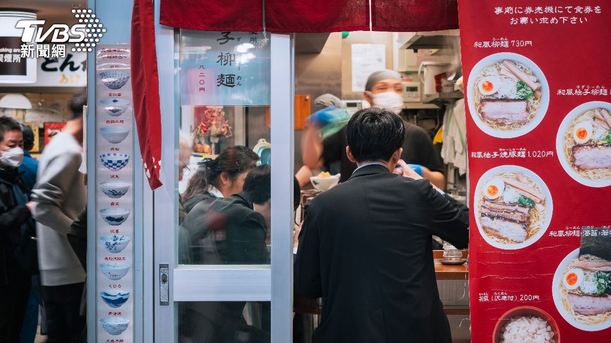 原料、人力成本漲！日本半年49家拉麵店申請破產　年底恐倒更多