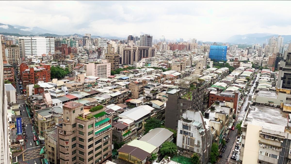 房貸10年多5成!平均薪資只漲7千 房仲:這代年輕人很苦
