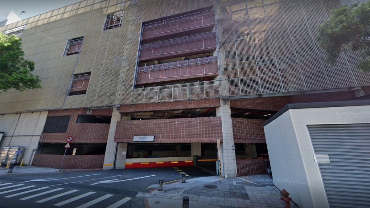 西門町洛陽停車場7樓墜落!男當場身亡 家屬淚奔認屍