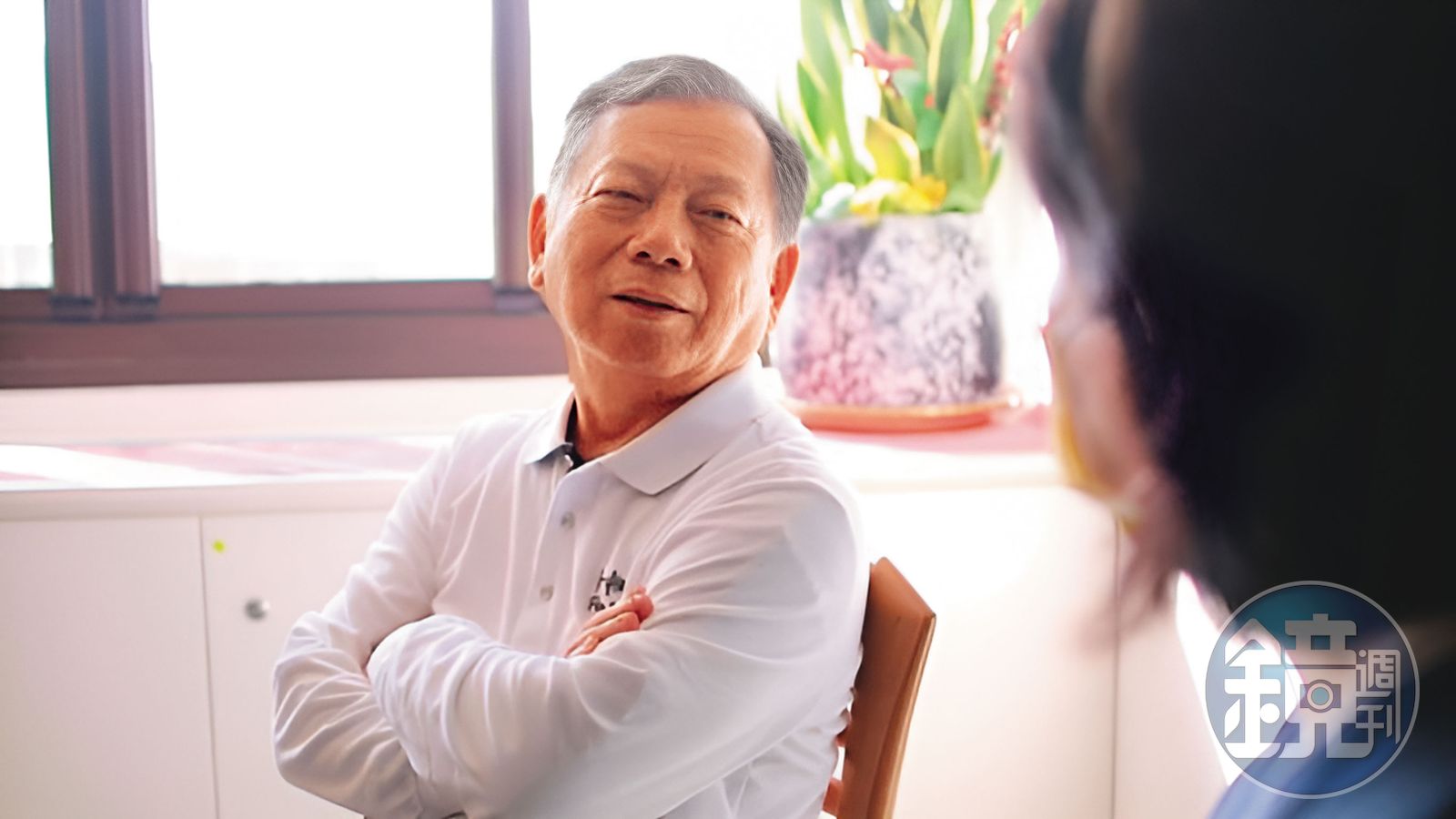 黃森錠創立道場自稱為「大日如來」,時常率信眾舉辦法會及課程。(圖/鏡週刊提供)