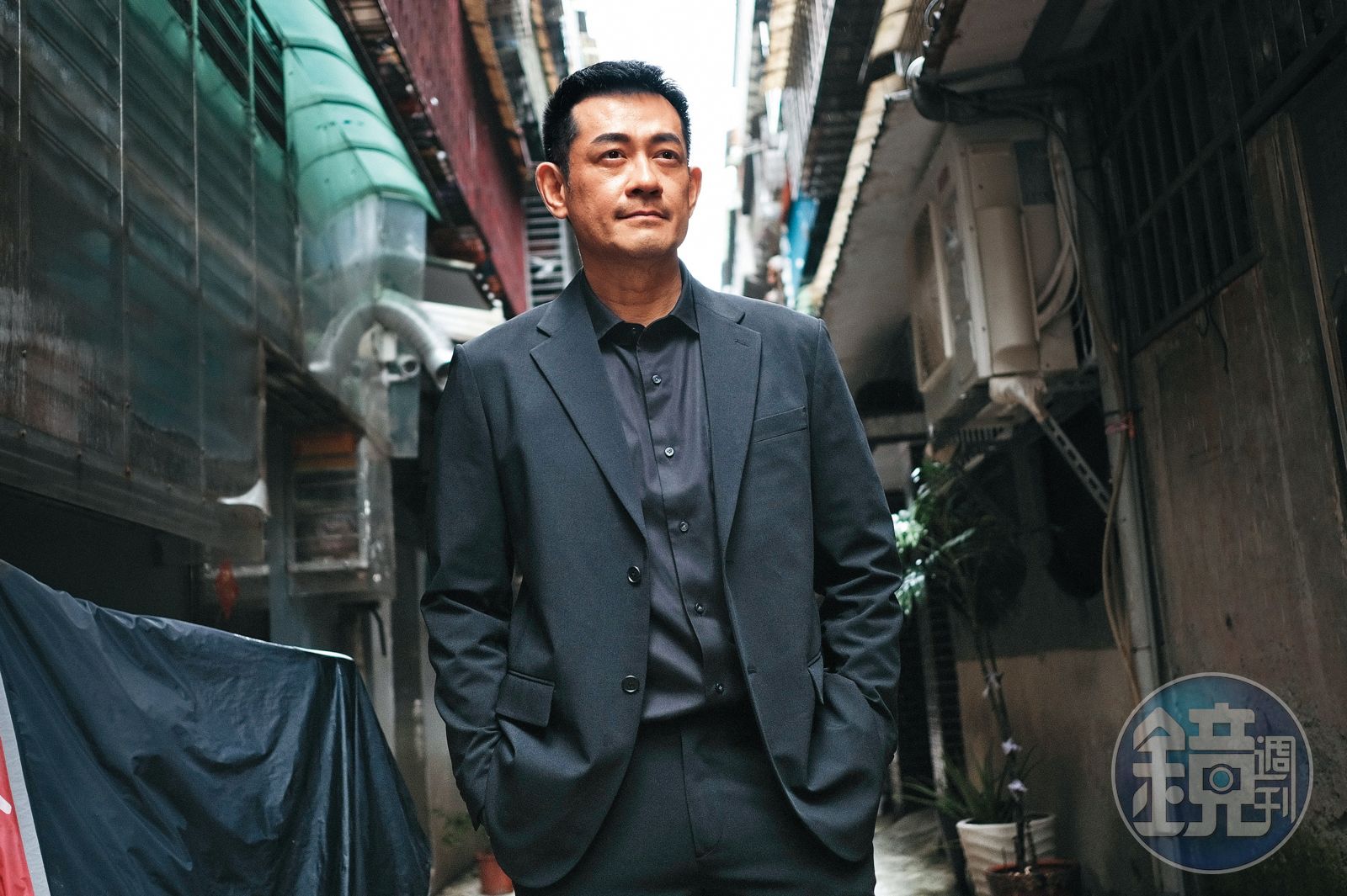 柯叔元粗獷型男的模樣下,心思頗細膩,很會保護心愛的女生。(圖/鏡週刊提供)