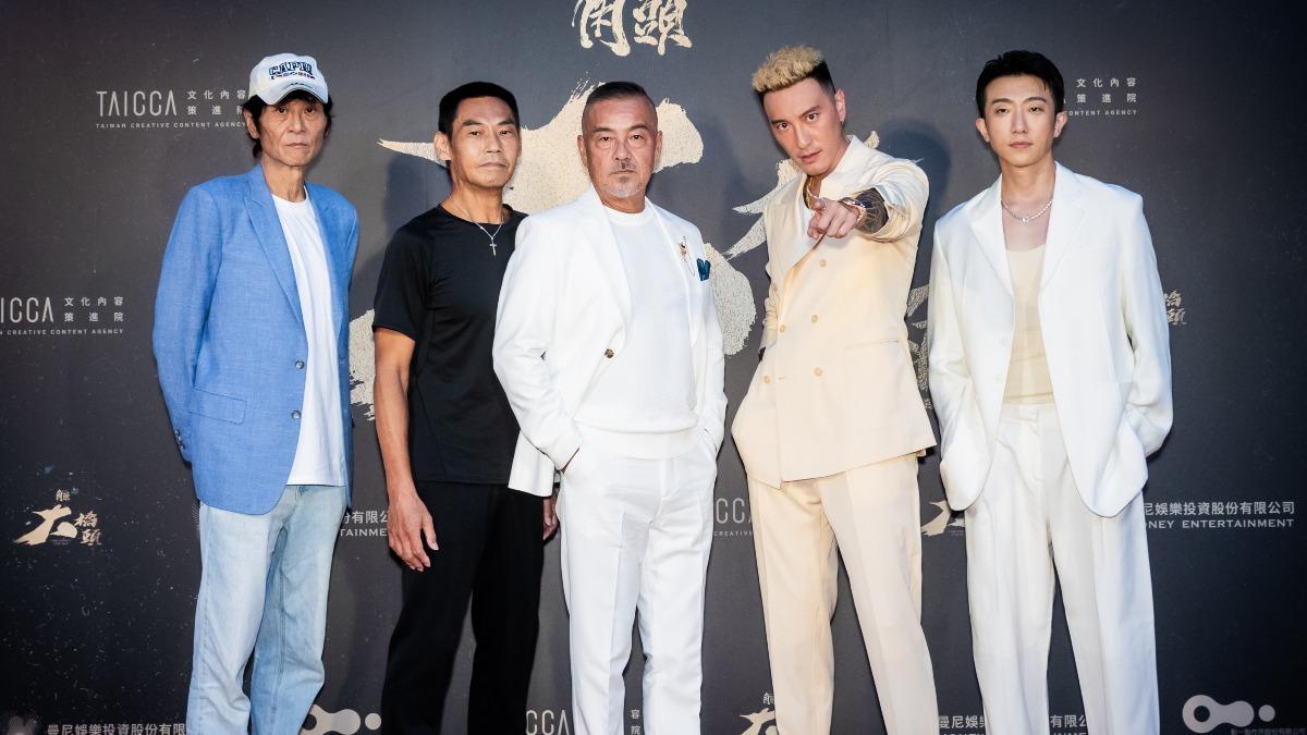 喜翔、夏靖庭、龍天翔、王陽明、懷秋。(圖/曼尼娛樂提供)