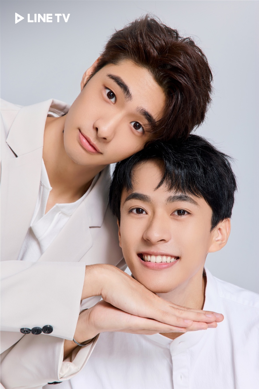 瑋澤(右)、朴靖恆組成「圖章CP」。(圖/LINE TV提供)