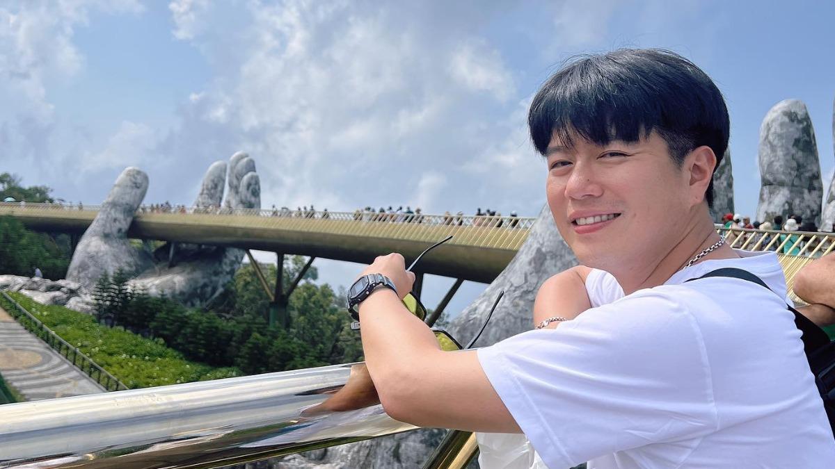 李易PO「逝去的感情不需要再留戀」 5字親揭婚姻狀態