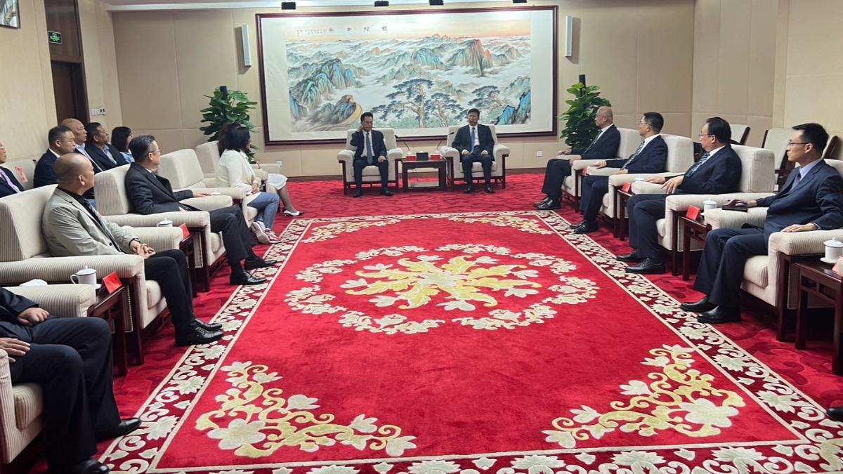 金門民意代表團藍委陳玉珍等一行人22日下午與國台辦主任宋濤進行會面。(圖/陳玉珍辦公室提供)