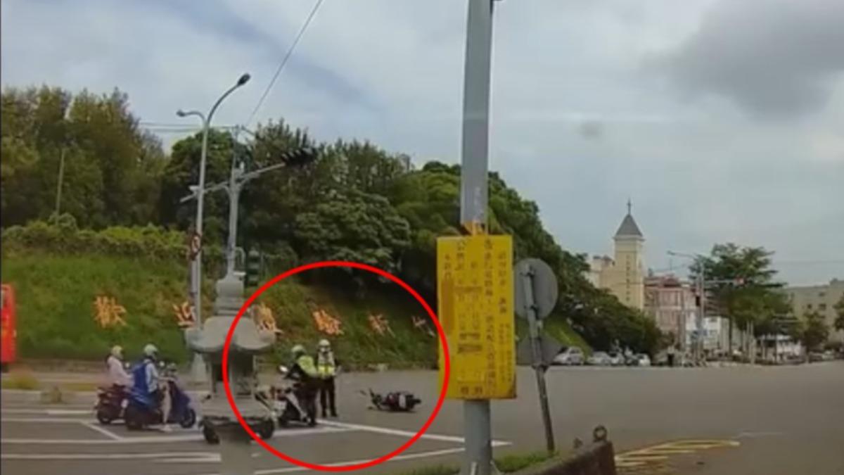 支援義民祭!警剎車不及「撞自己人」 網尬喊:要報警嗎