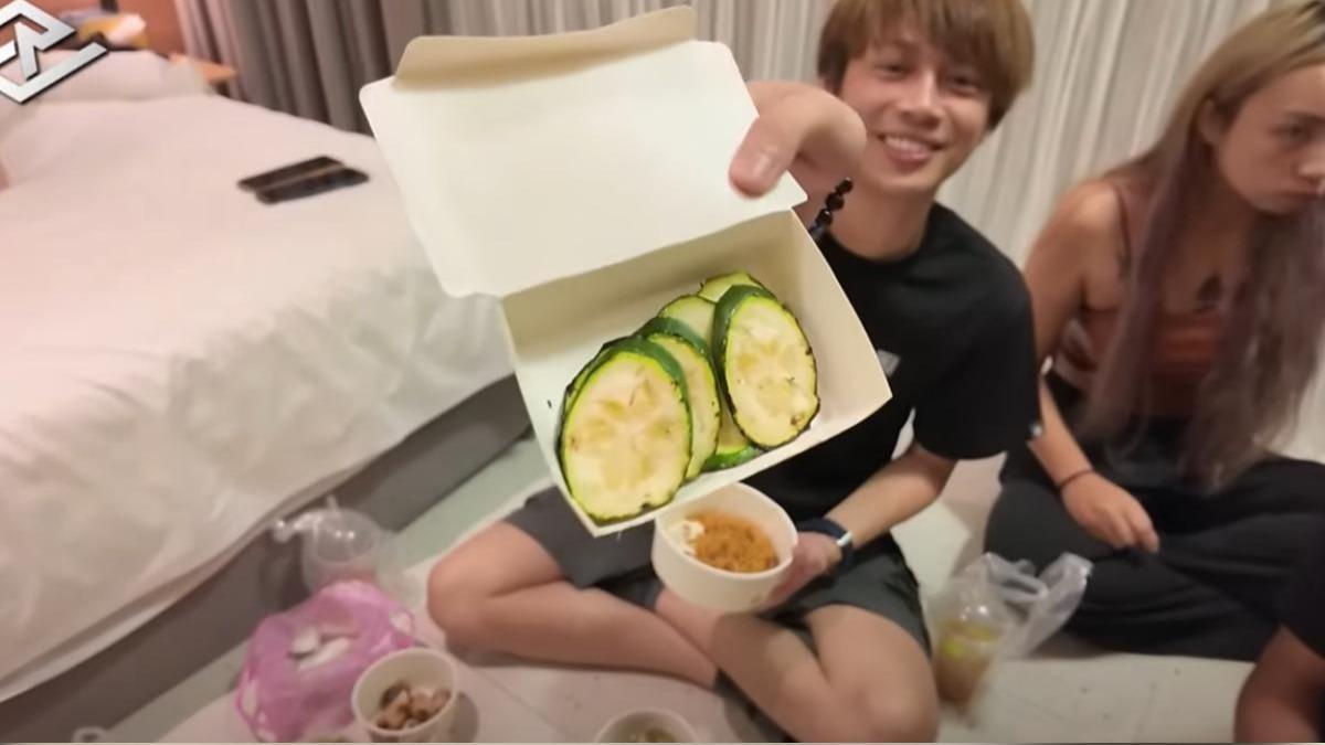 墾丁大街「6片櫛瓜100元」!商家怒回擊:被蹭流量