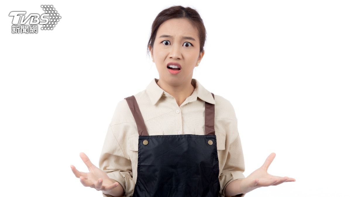 和爸吵架不爽!妹子店員怒「加料報復」 真相反轉一票笑了