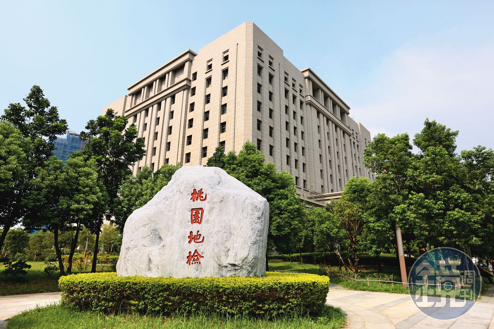由於整起案件已過追述時效,加上涉案4人中有3人死亡,桃園地檢最後都以不起訴處分結案。(圖/鏡週刊)